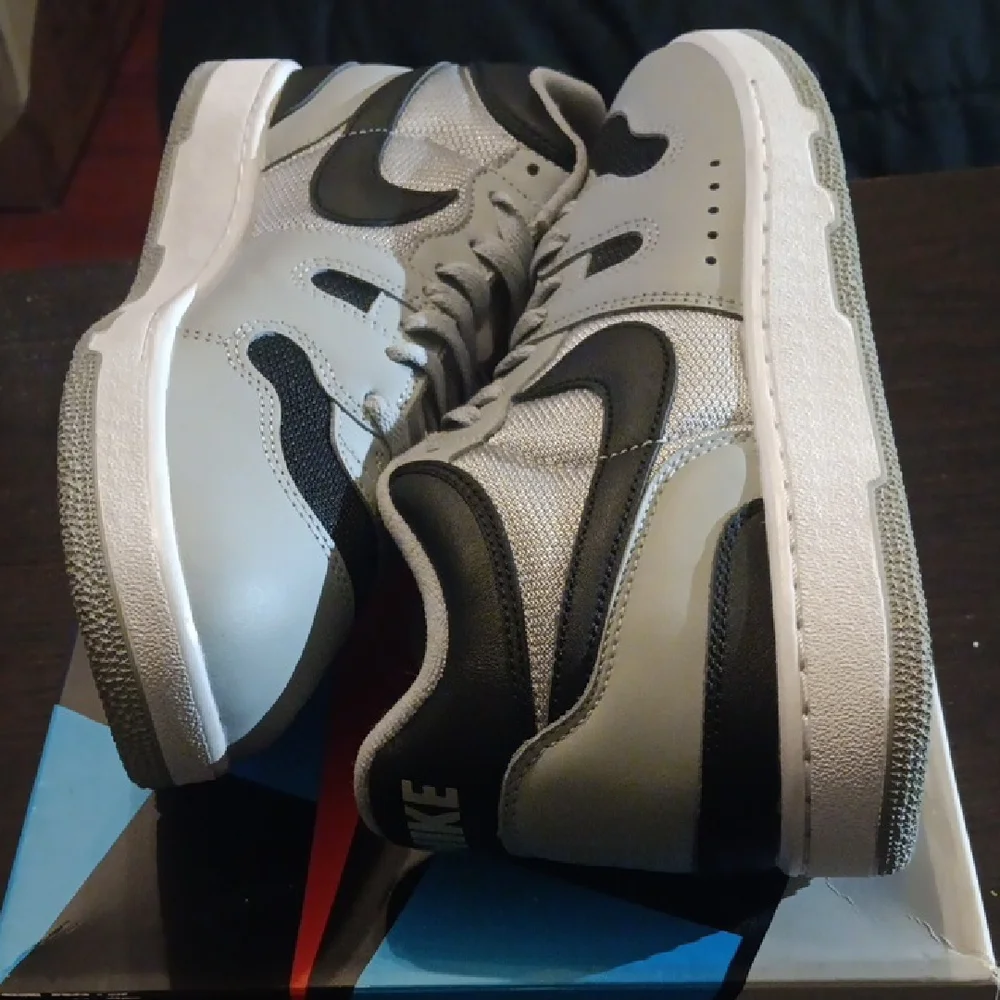 SOLD SOLD SOLD - Picture 8 of 10